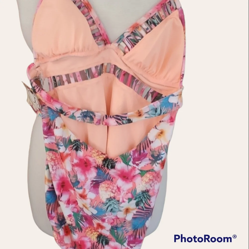 OP Swimsuit M 7-9 New - Picture 3 of 5